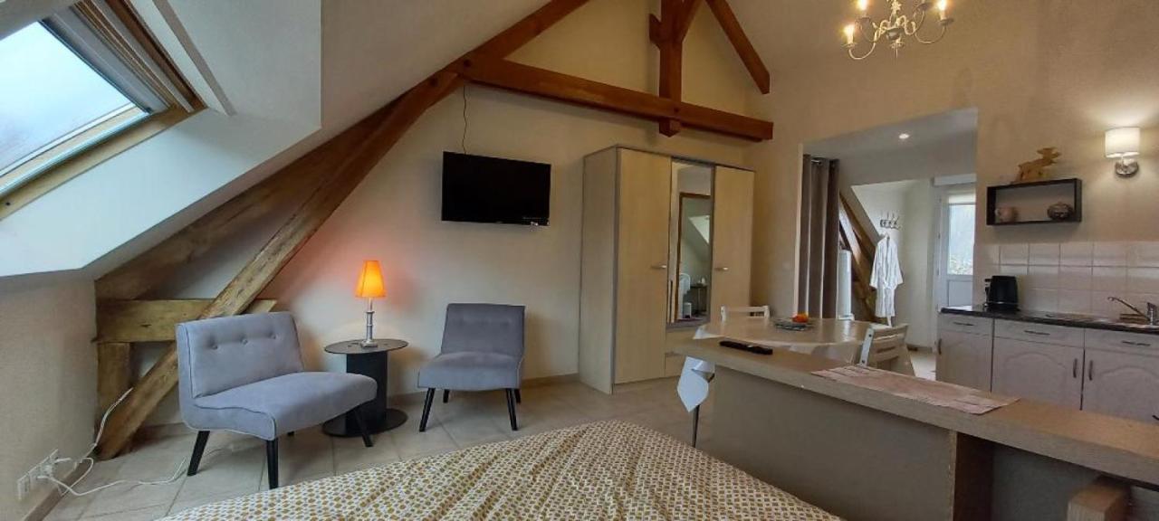 La Hulotte Appartement Villers-Carbonnel Buitenkant foto